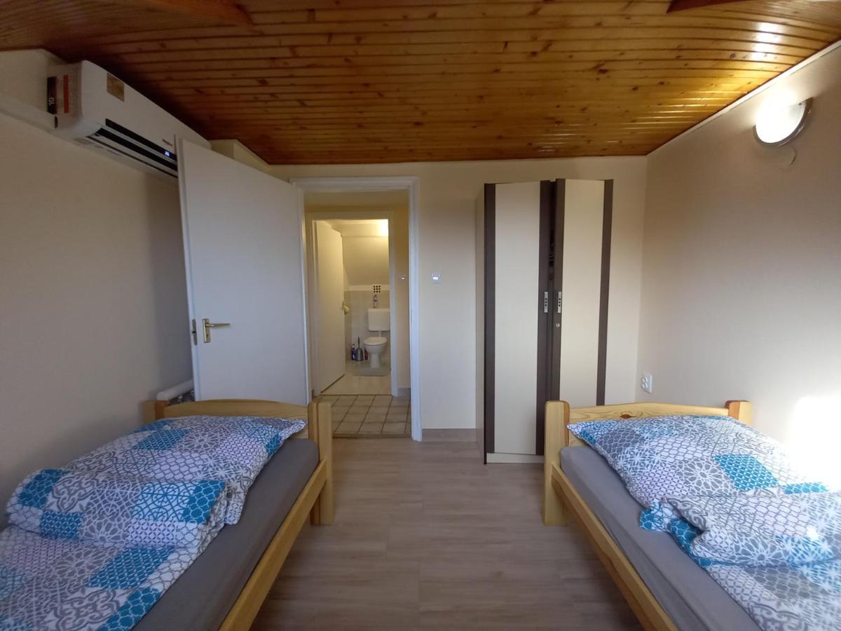 Malibu Apartment Balaton North Balatonalmadi Exterior photo
