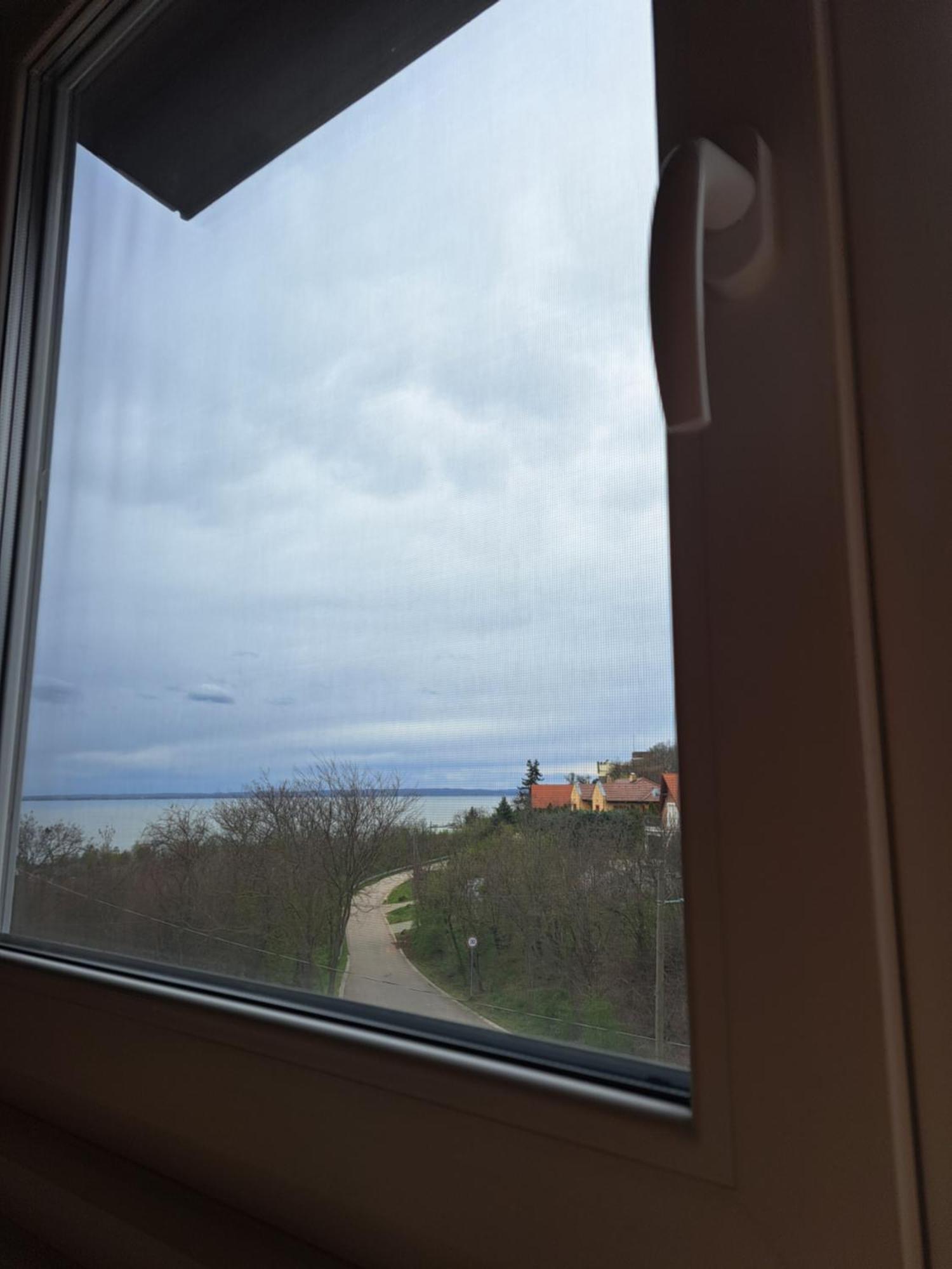 Malibu Apartment Balaton North Balatonalmadi Exterior photo